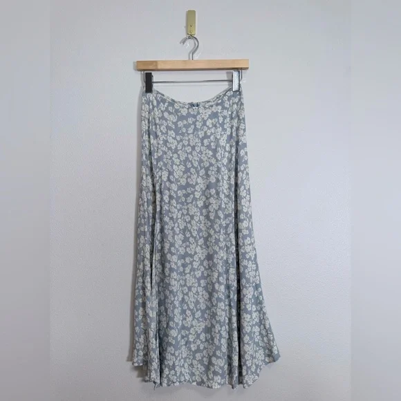 Reformation Zoe Midi skirt blue floral high slit size 4 - Picture 5 of 6